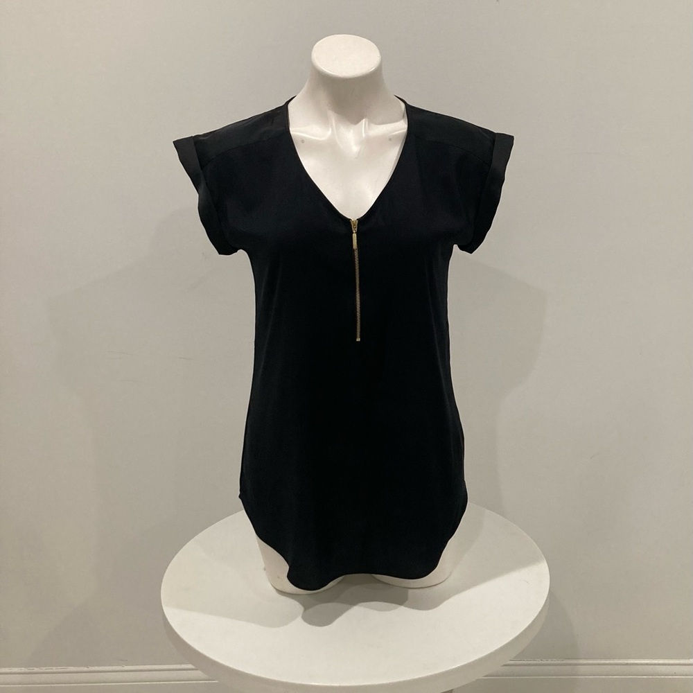EXPRESS Black Dressy Cap Sleeve Zipper Front Tank S